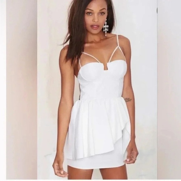 Revolve NBD Swoon Sexy White Bustier Dress Lace Peplum Open Back Bridal Size Sm - Picture 2 of 14